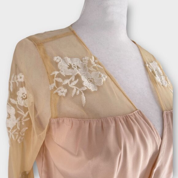 Robed with Love Hildy Robe Pink Floral Embroidered Sheer Illusion Bell Sleeves - Picture 5 of 14